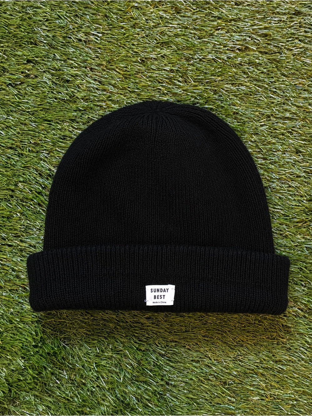Aritzia Sunday Best Black Knit Beanie